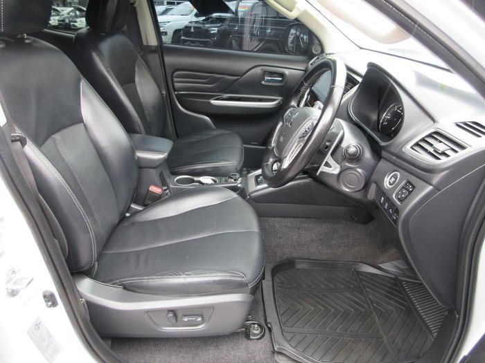 2022 Mitsubishi Triton GSR