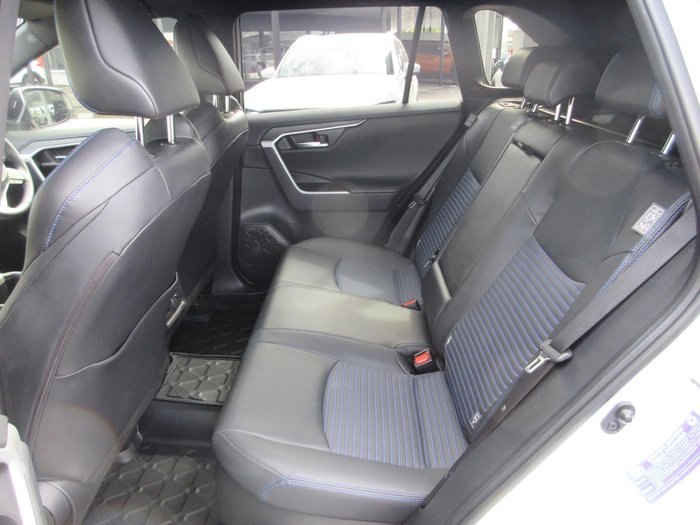 2024 Toyota RAV4 XSE