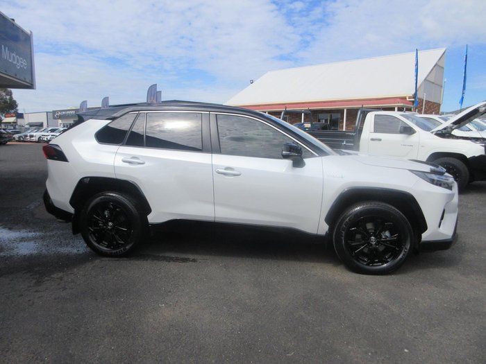 2024 Toyota RAV4 XSE