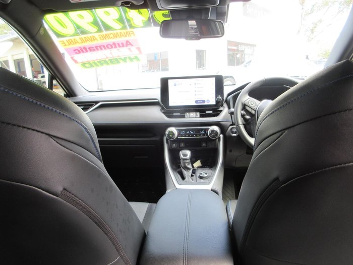 2024 Toyota RAV4 XSE