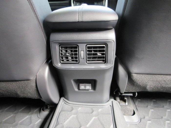 2024 Toyota RAV4 XSE