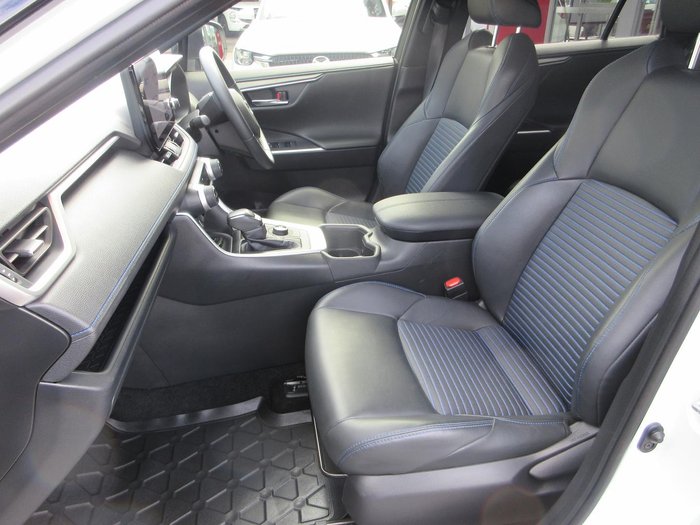 2024 Toyota RAV4 XSE