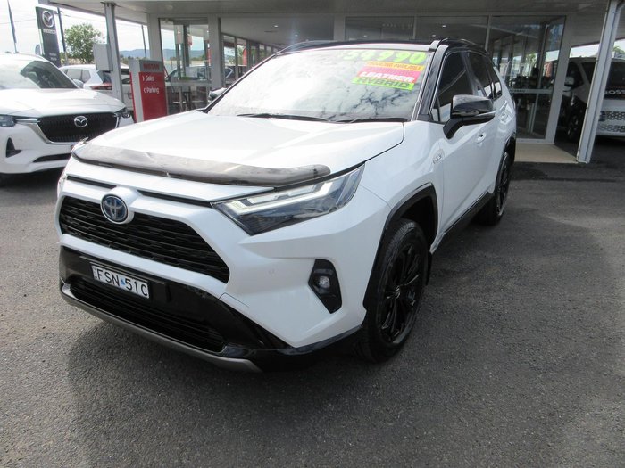 2024 Toyota RAV4 XSE