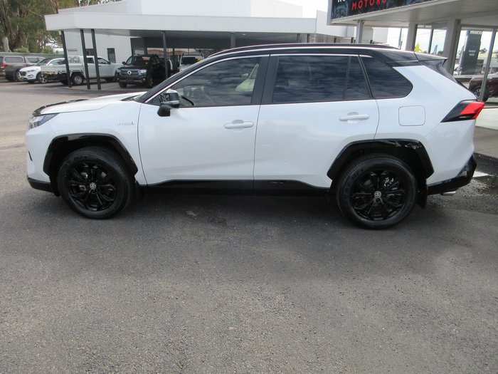 2024 Toyota RAV4 XSE