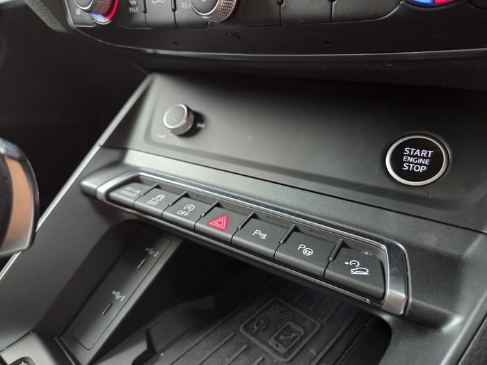 2022 Audi Q3 40 TFSI S line