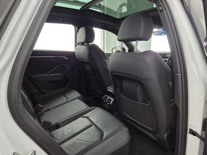 2022 Audi Q3 40 TFSI S line