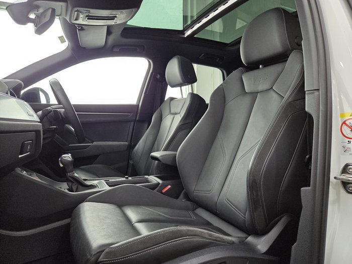 2022 Audi Q3 40 TFSI S line