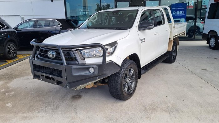 2022 Toyota Hilux SR