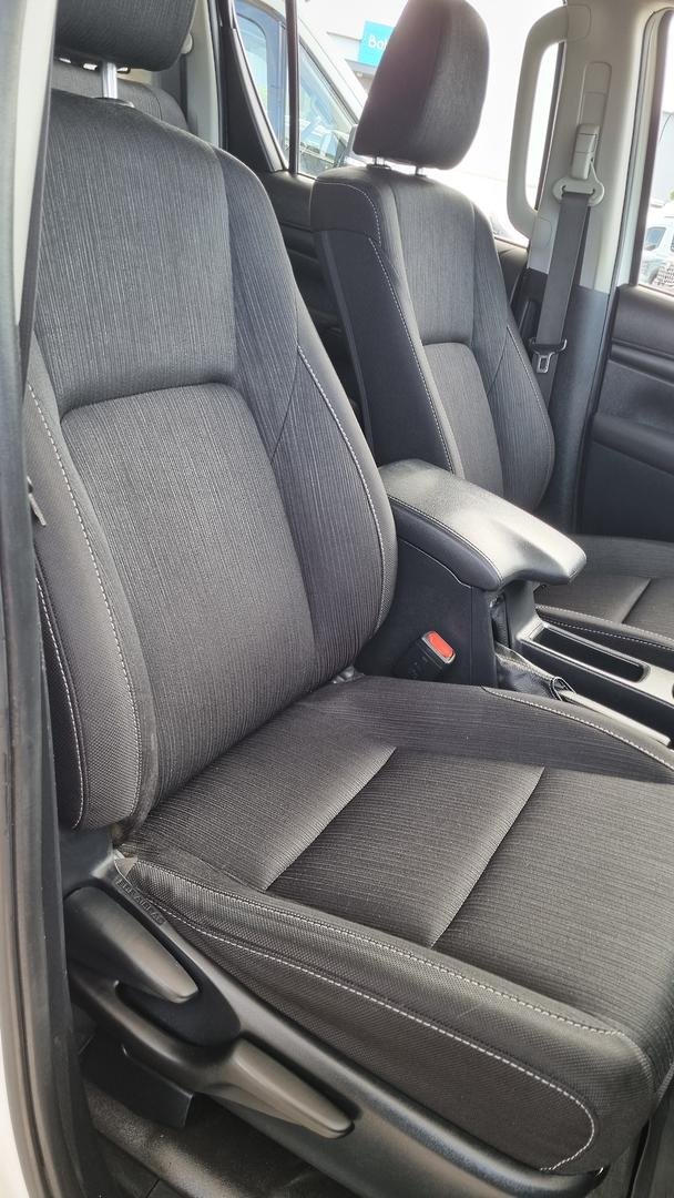 2022 Toyota Hilux SR