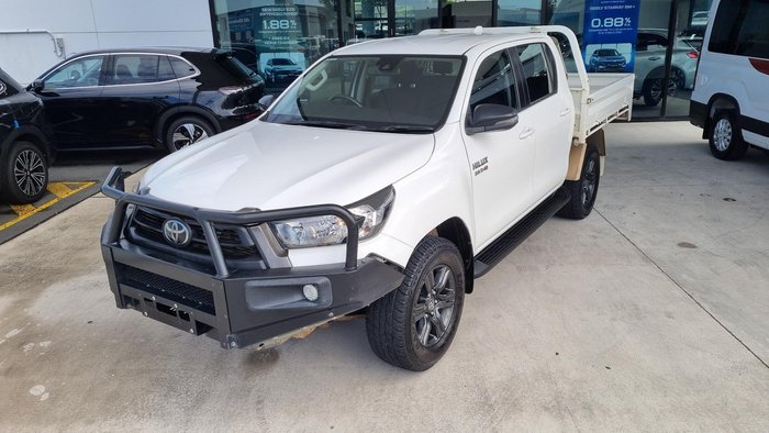 2022 Toyota Hilux SR