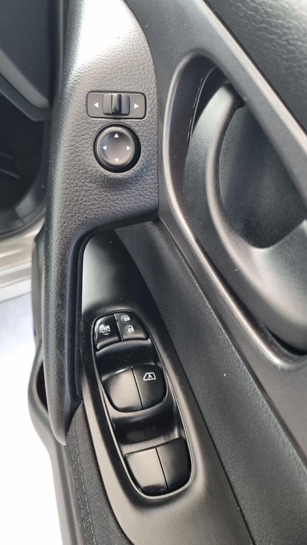 2015 Nissan QASHQAI ST