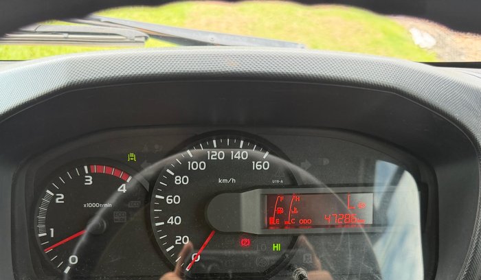 2018 Hino 300 Series 817 White