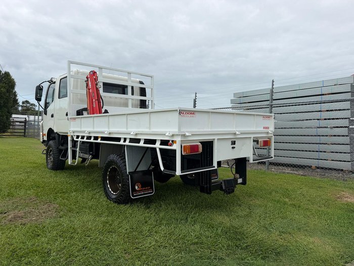 2018 Hino 300 Series 817 White