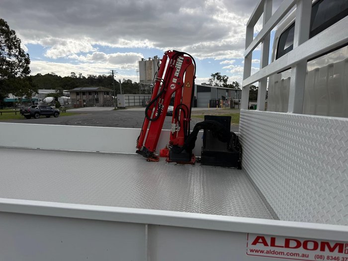 2018 Hino 300 Series 817 White