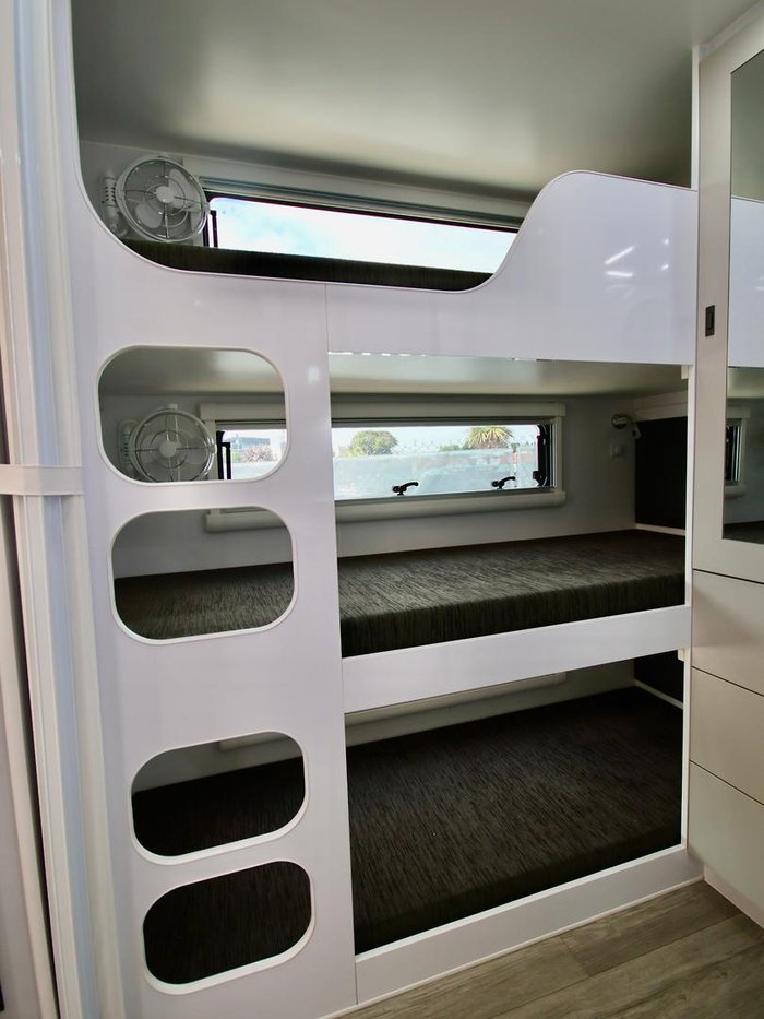 2026 Wonderland RV Xtr 1906Ew.F3