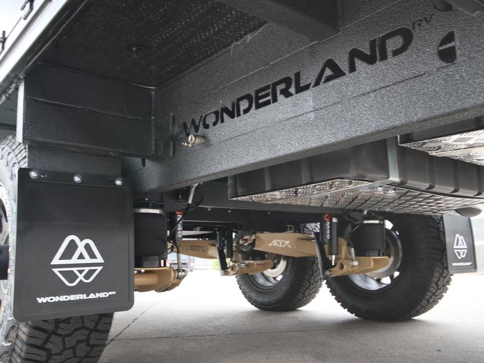 2026 Wonderland RV Xtr 1906Ew.F3