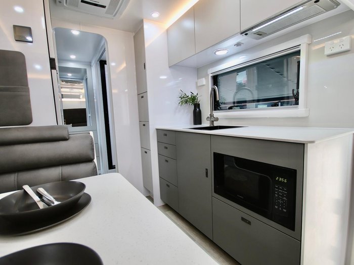 2026 Wonderland RV Xtr 1906Ew.F3