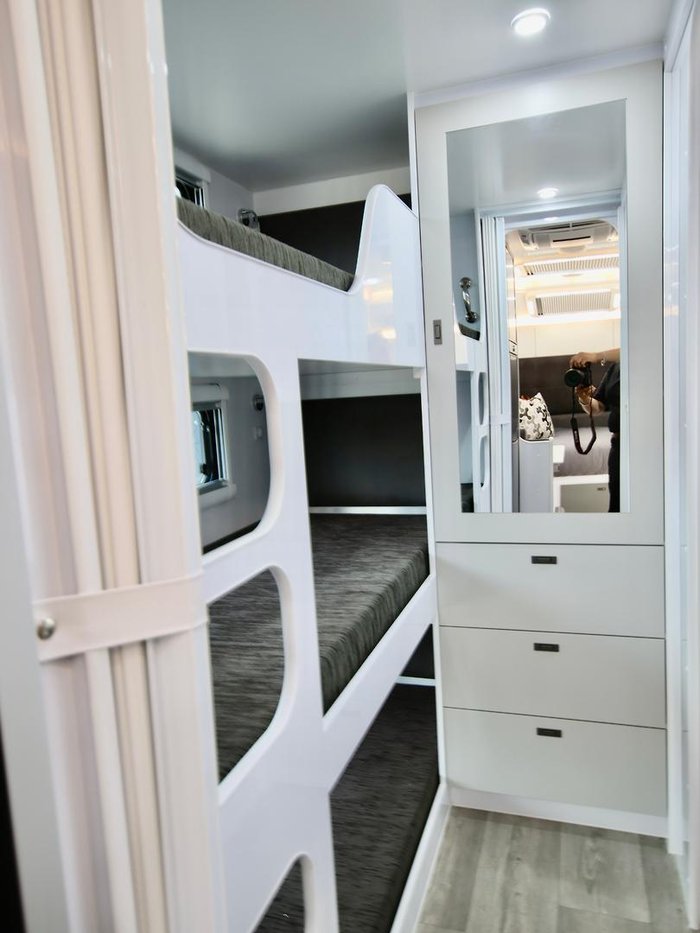 2026 Wonderland RV Xtr 1906Ew.F3