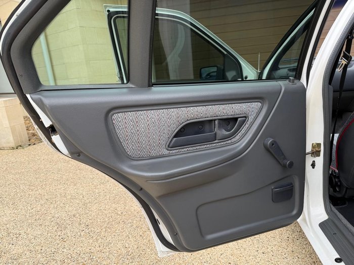 1990 Ford Falcon S EA II