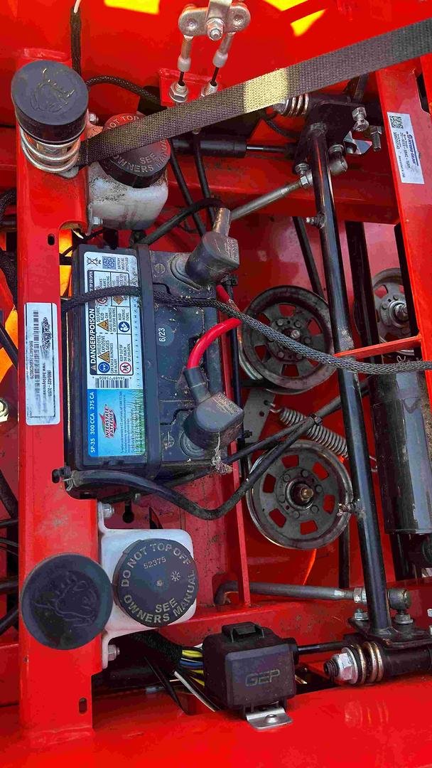 2023 BAD BOY Maverick HD Zero Turn Mower C/W 54in Deck ORANGE