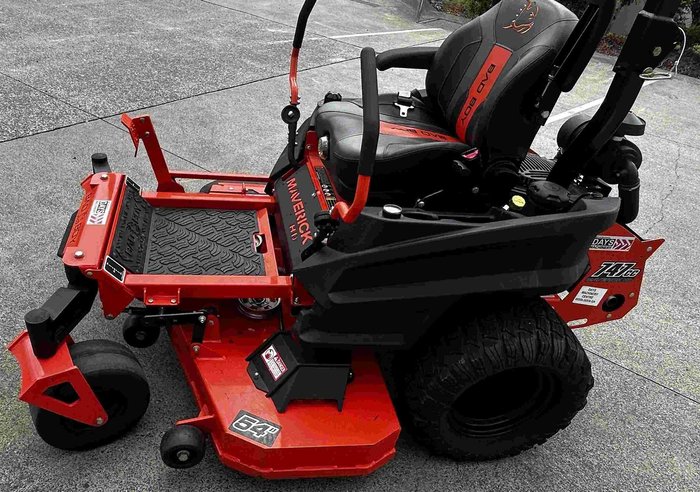 2023 BAD BOY Maverick HD Zero Turn Mower C/W 54in Deck ORANGE