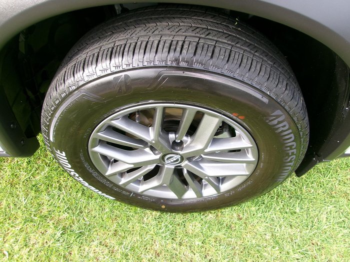 2025 Nissan X-TRAIL ST