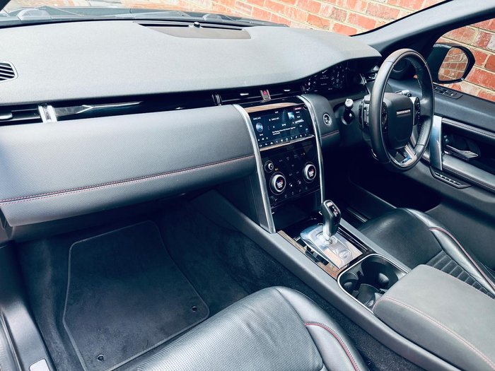 2020 Land Rover Discovery Sport P250 R-Dynamic SE