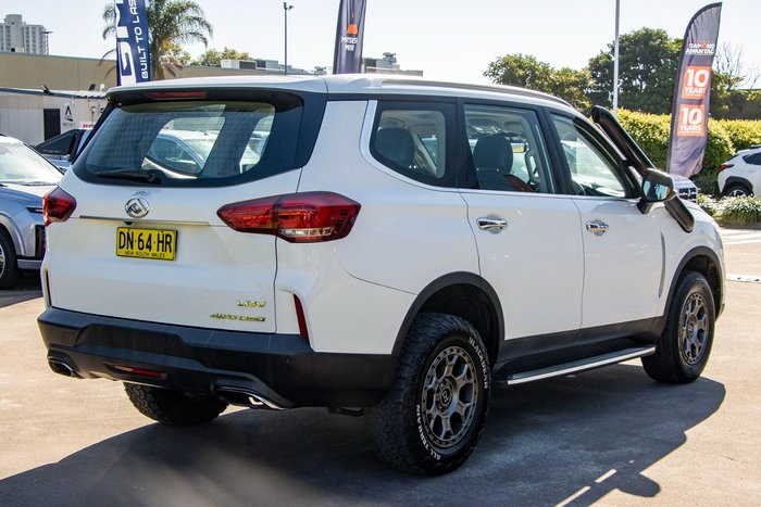 2022 LDV D90 Executive