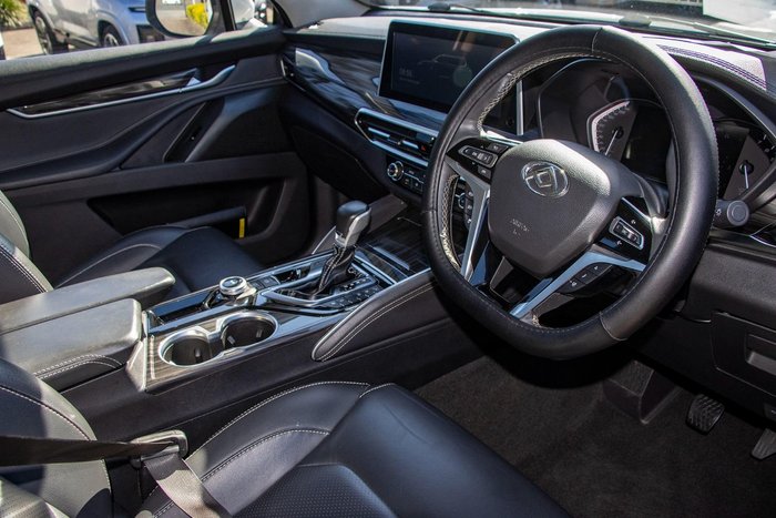 2022 LDV D90 Executive