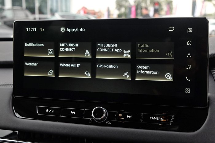 2026 Mitsubishi Outlander LS