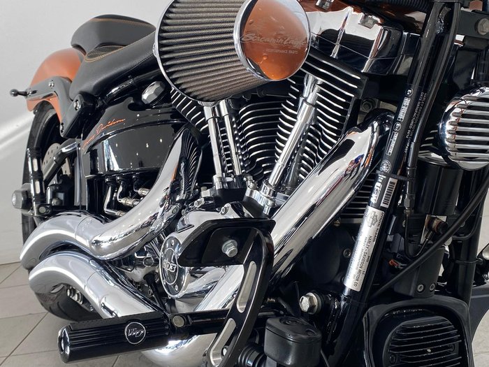 2014 Harley-Davidson Breakout 103 (FXSB) Softail Orange