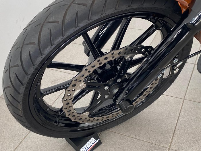 2014 Harley-Davidson Breakout 103 (FXSB) Softail Orange