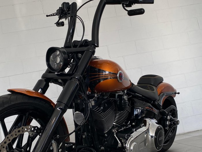 2014 Harley-Davidson Breakout 103 (FXSB) Softail Orange
