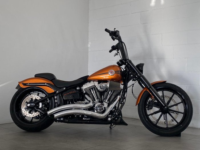 2014 Harley-Davidson Breakout 103 (FXSB) Softail Orange