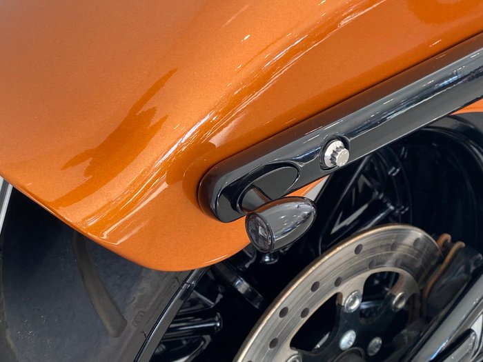 2014 Harley-Davidson Breakout 103 (FXSB) Softail Orange