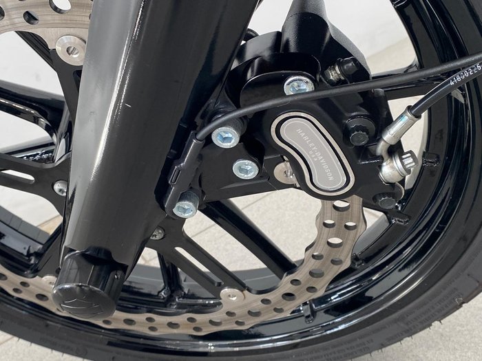 2014 Harley-Davidson Breakout 103 (FXSB) Softail Orange