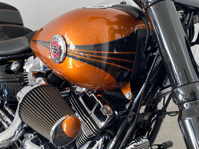 2014 Harley-Davidson Breakout 103 (FXSB) Softail Orange