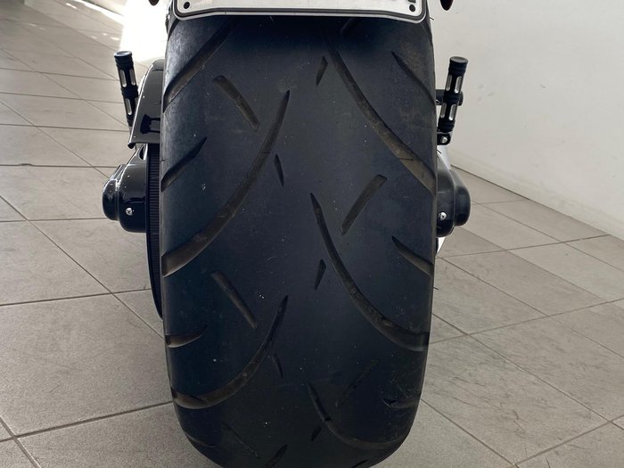 2014 Harley-Davidson Breakout 103 (FXSB) Softail Orange