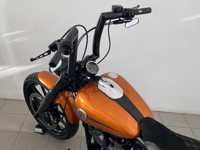 2014 Harley-Davidson Breakout 103 (FXSB) Softail Orange