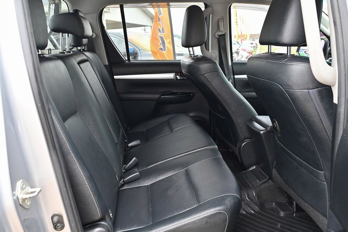 2016 Toyota Hilux SR5