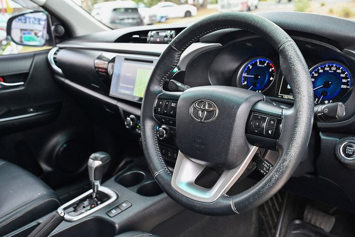 2016 Toyota Hilux SR5