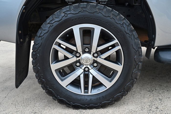 2016 Toyota Hilux SR5