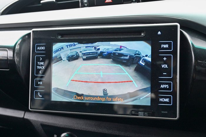 2016 Toyota Hilux SR5