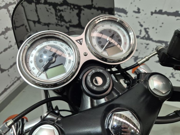 2017 Triumph Thruxton 1200 Thruxton Green