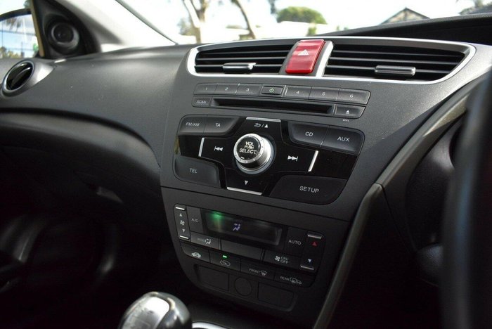 2015 Honda Civic VTi-S