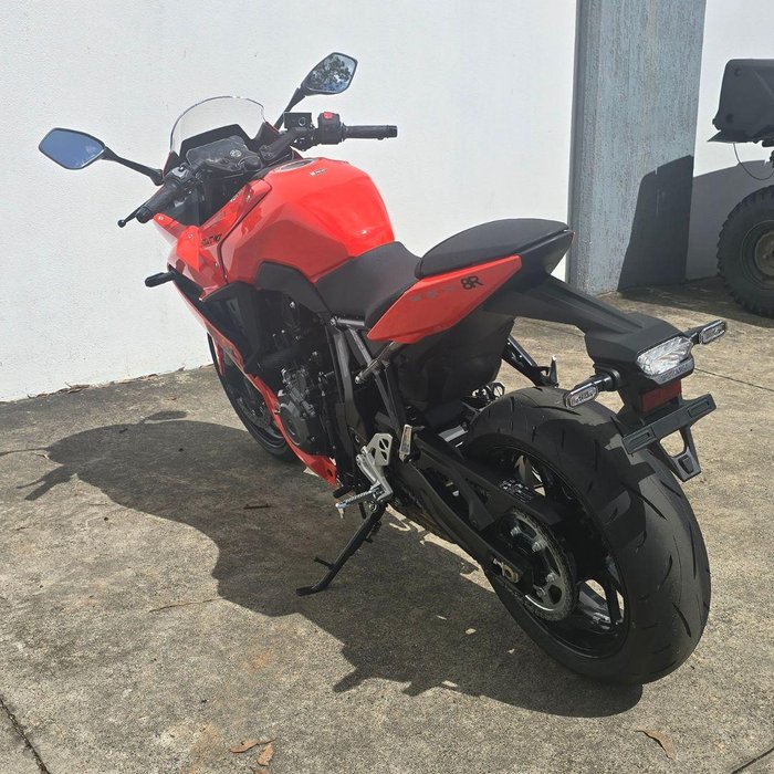 2026 Suzuki GSX-8R GSX-R Orange
