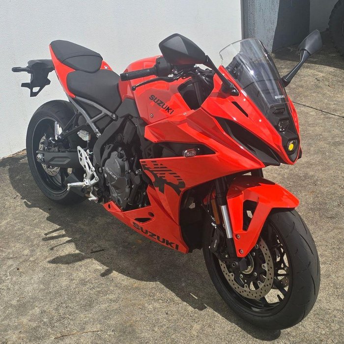 2026 Suzuki GSX-8R GSX-R Orange