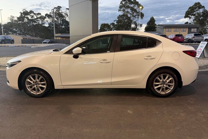 2017 Mazda 3 Maxx