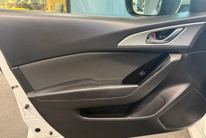 2017 Mazda 3 Maxx