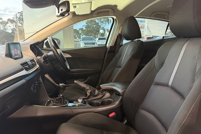 2017 Mazda 3 Maxx